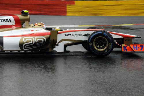 Dani Clos rueda por quinta vez en 2012 con el F112