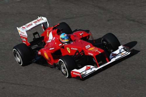 Fernando Alonso rueda en Spa 2012