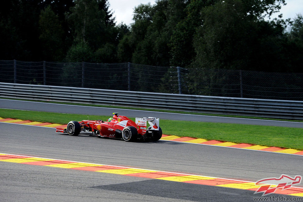 Felipe Massa completa la clasificación del GP de Bélgica 2012
