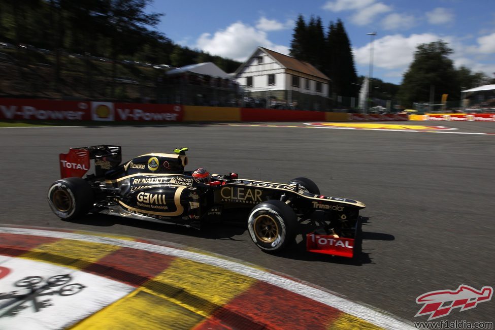 Romain Grosjean completa la vuelta de formación en Spa