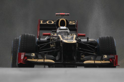 Kimi Räikkönen bajo la lluvia en Spa-Francorchamps