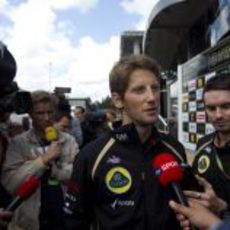 Romain Grosjean concede entrevistas a los medios en Bélgica