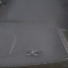 Heidfeld bajo la lluvia