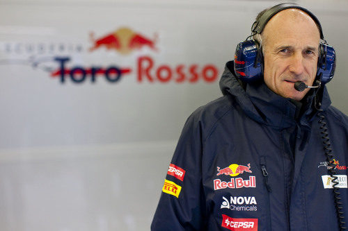 Franz Tost en el garaje de Toro Rosso en Bélgica