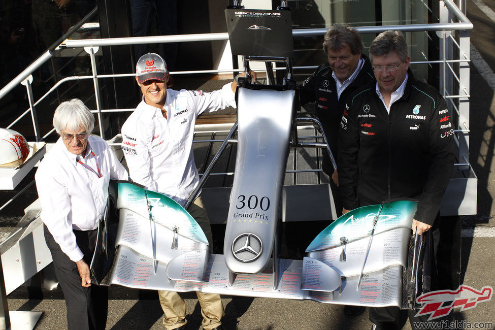 Mercedes regaló a Michael Schumacher un alerón muy especial