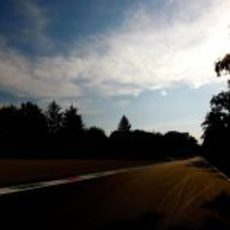 La pista recorre el bosque de Monza