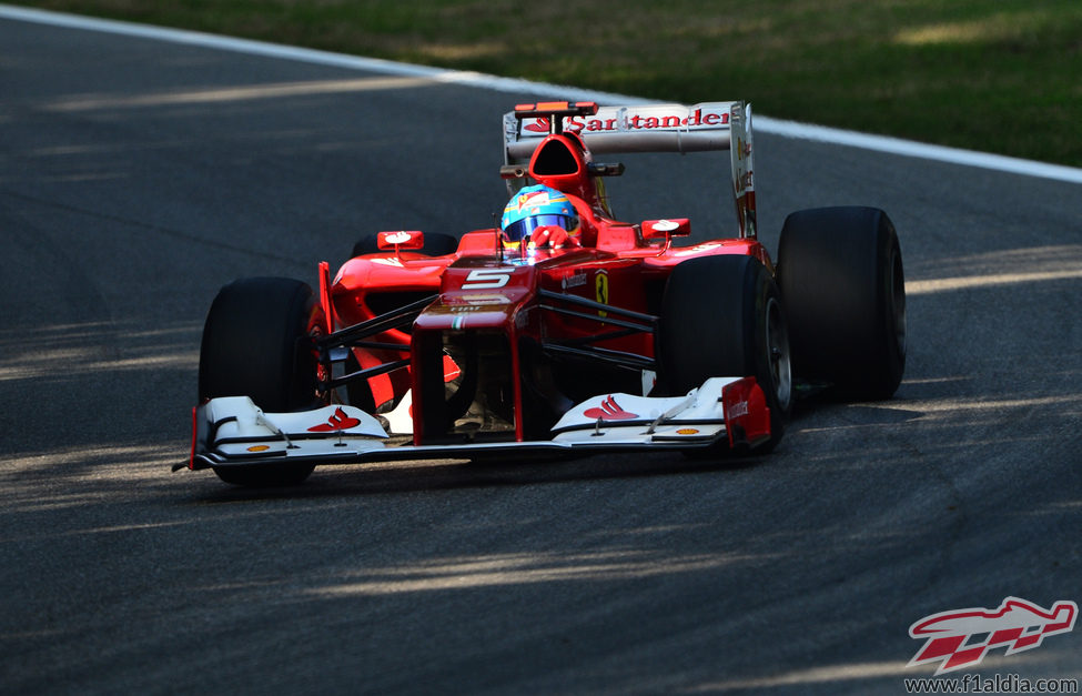 Fernando Alonso en los libres del GP de Italia 2012