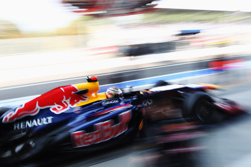 Sebastian Vettel sale de boxes en Monza 2012