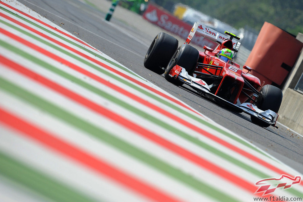 Felipe Massa tuvo buen ritmo en los entrenamientos de Monza