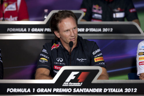 Christian Horner en la rueda de prensa de la FIA en Italia