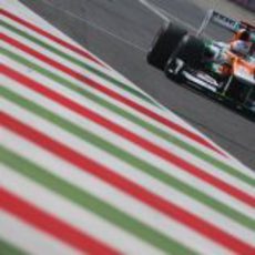 Paul di Resta busca un buen tiempo en Monza 2012