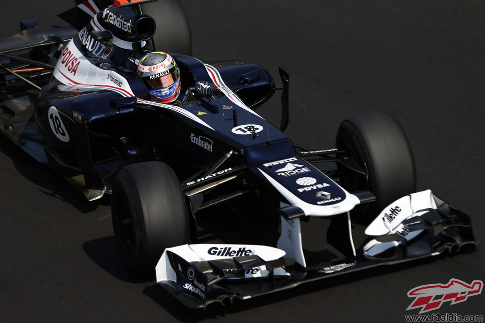 Pastor Maldonado pilota en Monza