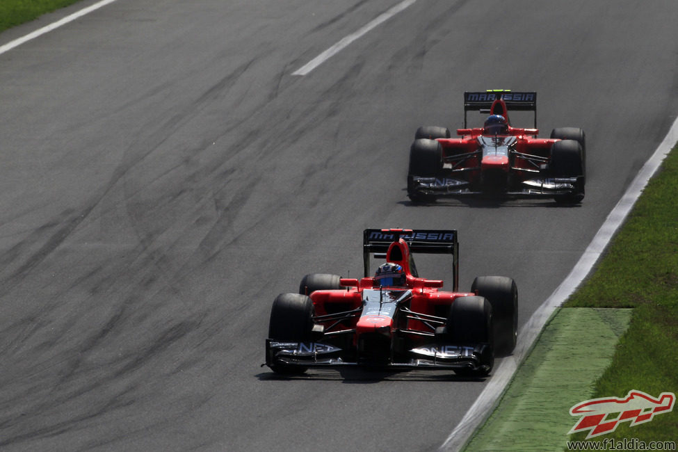 Los dos pilotos de Marussia completan el GP de Italia 2012