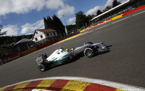Nico Rosberg en La Source, la primera curva de Spa-Francorchamps