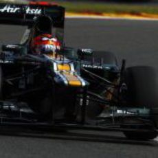 Heikki Kovalainen conduce el CT01 durante los Libres 3 del GP de Bélgica