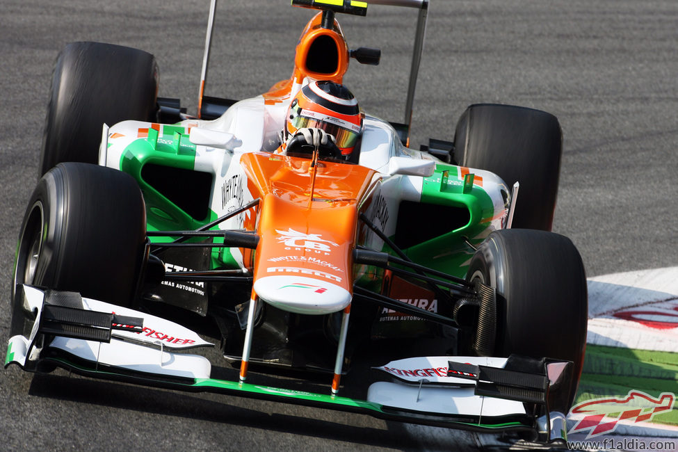 Nico Hülkenberg rueda en los Libres 2 del Gp de Italia 2012