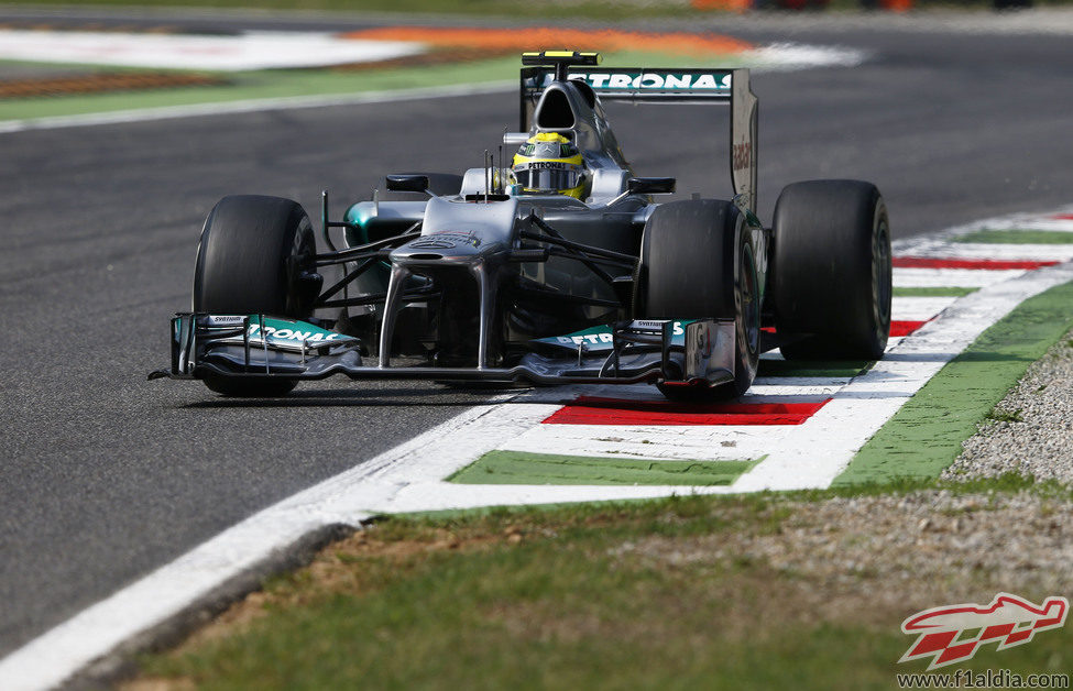 Nico Rosberg completa los últimos entrenamientos en Monza