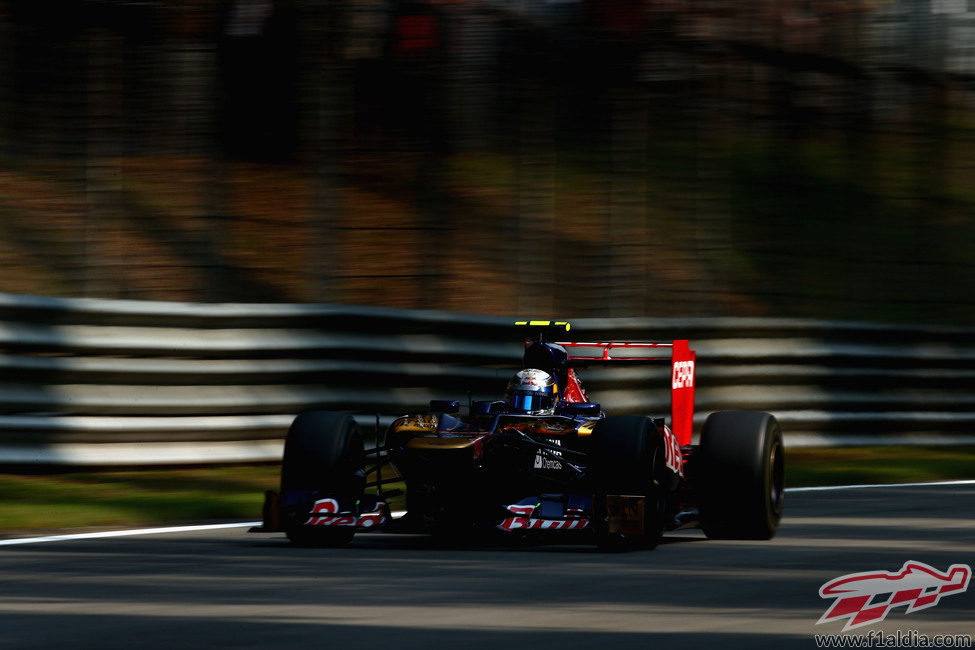 Jean-Eric Vergne estuvo a punto de caer en la Q1 en Italia