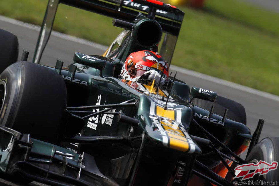 Heikki Kovalainen rueda con el CT01 en los Libres 3 del GP de Italia