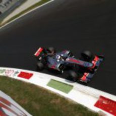 Jenson Button no logró terminar el GP de Italia