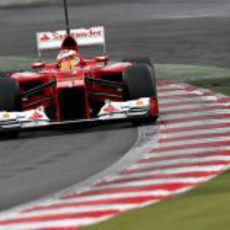 Jules Bianchi rueda para Ferrari