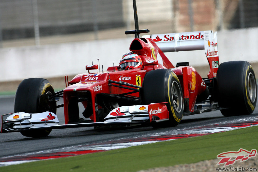 El F2012 lidera los tests con Jules Bianchi
