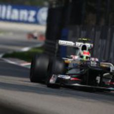 Sergio Pérez avanza veloz hacia el podio de Monza