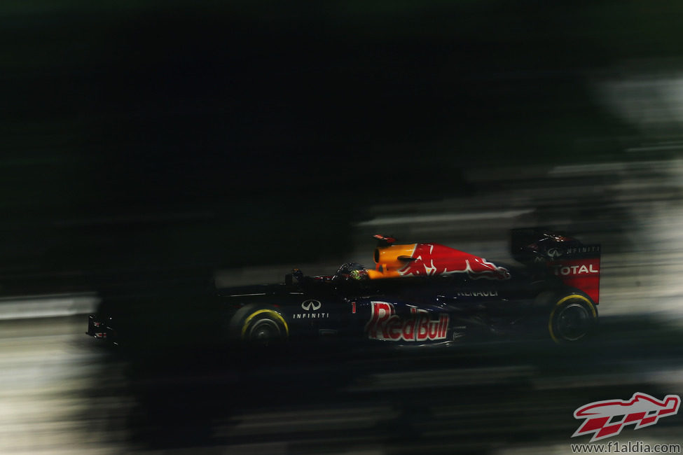 Sebastian Vettel fue el más rápido en los libres de Singapur