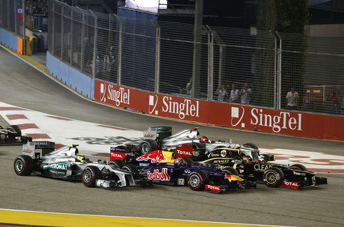 Cuatro en paralelo en la salida del GP de Singapur