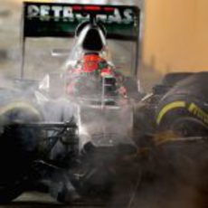 El coche de Michael Schumacher destrozado tras su choque en Singapur