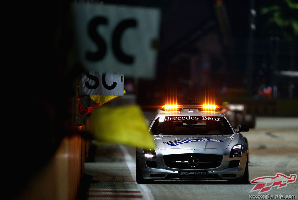 Coche de seguridad en el GP de Singapur 2012