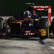 Jean-Eric Vergne rueda en el Gran Premio de Singapur