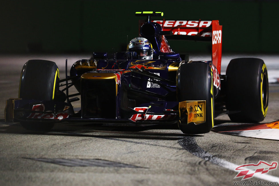 Jean-Eric Vergne rueda en el Gran Premio de Singapur