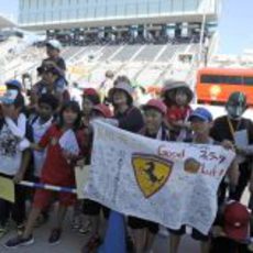 La afición japonesa espera a Fernando Alonso