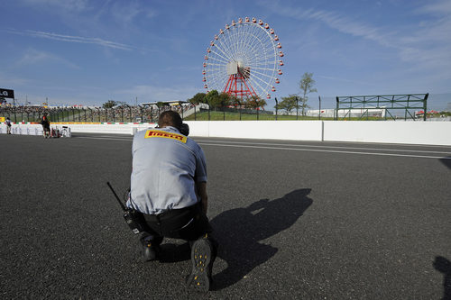 Pirelli comprueba la temperatura del asfalto en Suzuka