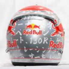 Casco especial de Sebastian Vettel para el GP de Japón 2012