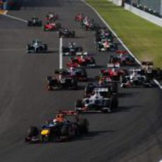 Primera curva del GP de Japón 2012