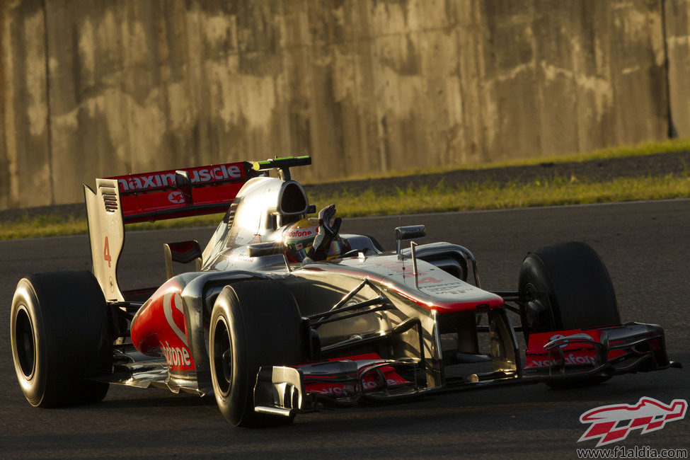 Lewis Hamilton terminó quinto el GP de Japón 2012