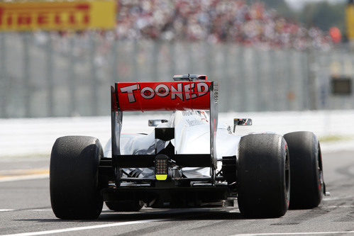 'Tooned' en el alerón trasero de McLaren
