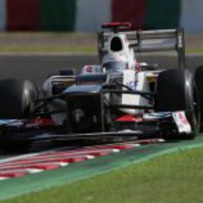 Kamui Kobayashi rueda en el Gran Premio de su casa