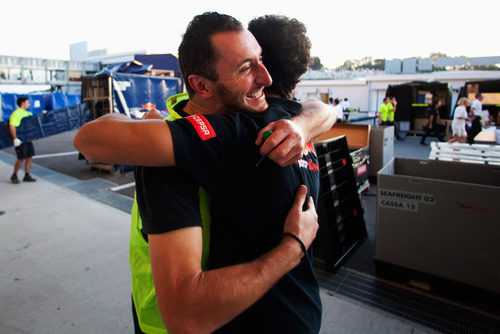 Un abrazo para Daniel Ricciardo