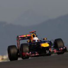 Sebastian Vettel trata de mejorar en la pista de Yeongam