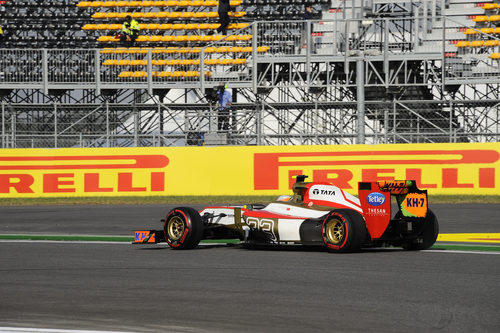 Narain Karthikeyan se subió al F112 en los Libres 2 del GP de Corea 2012