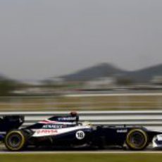 Pastor Maldonado con neumáticos blandos en Corea 2012