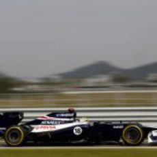 Pastor Maldonado con neumáticos blandos en Corea 2012