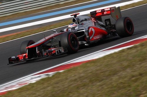 Jenson Button exprime los superblandos en la Q2 de Corea