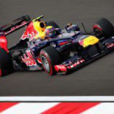 Mark Webber vuela con los superblandos para conseguir la pole