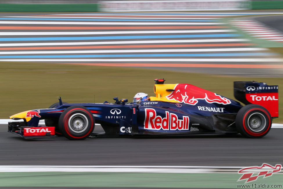 Sebastian Vettel pilota su Red Bull en la clasificación de Corea 2012