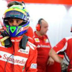 Felipe Massa, preparado para salir a la clasificación de Corea