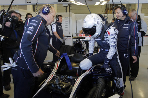 Susie Wolff entra en el Williams FW33